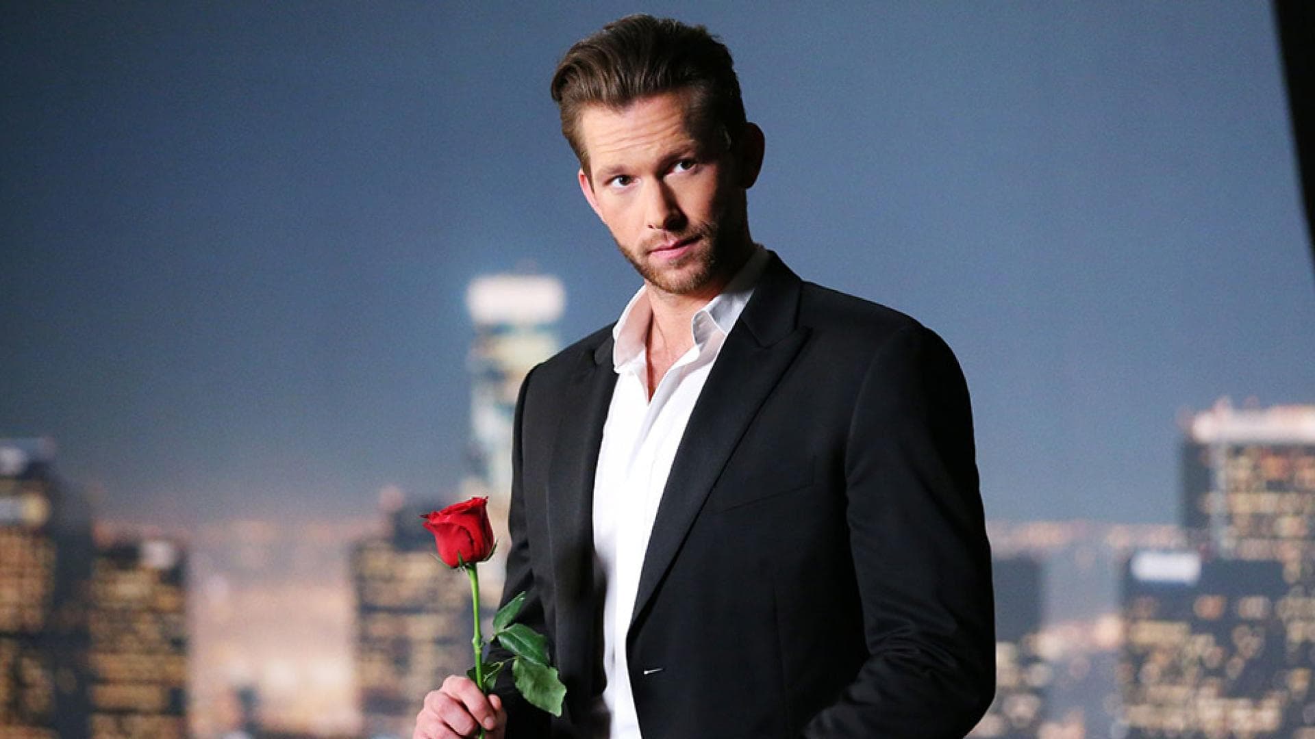 Холостяк 2023 дата выхода. Шоу холостяк на тнт 2022. Холостяк 2022 алекс. Димаш холостяк 2022. Холостяк 2022.