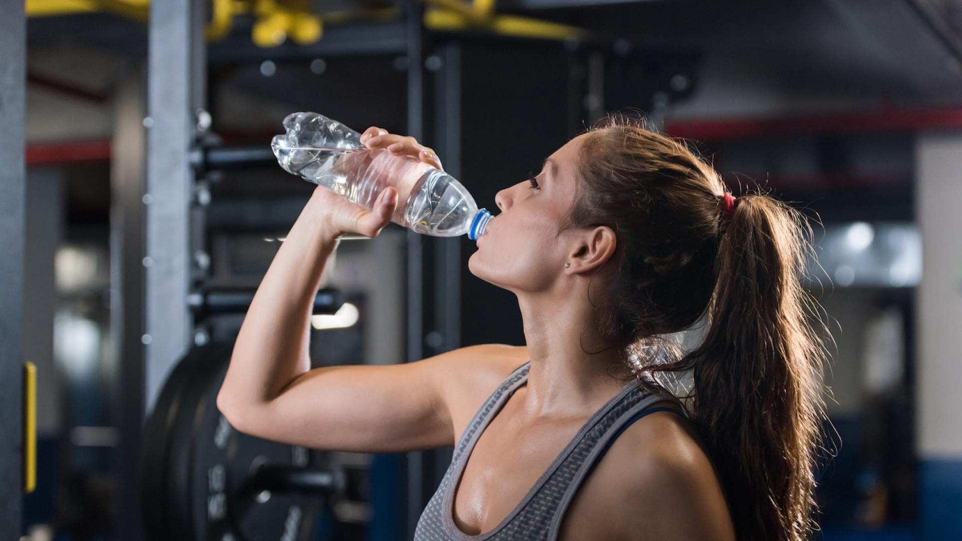 Abnehmen: So viel Liter Wasser solltet ihr täglich trinken