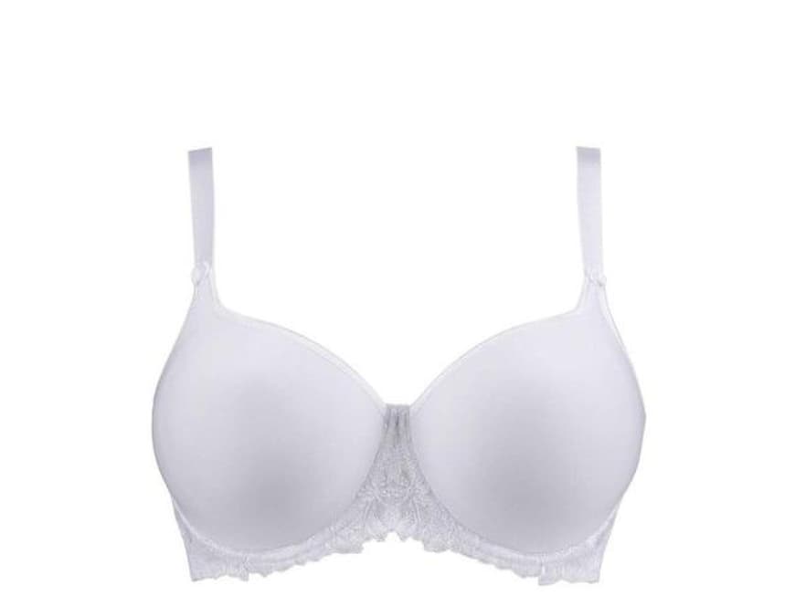 Das sind die schönsten BHs für größte Brüste zum Nachshoppen