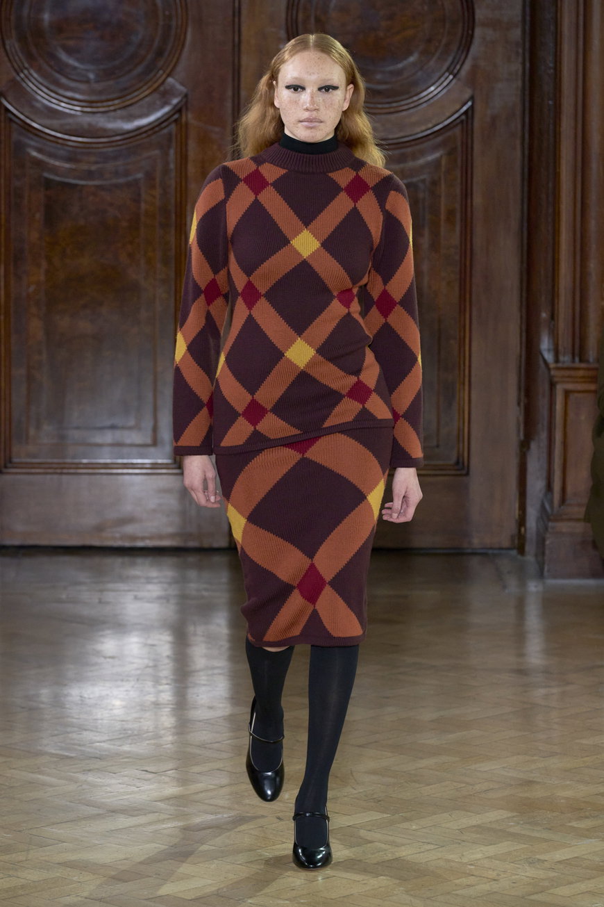 Elegantes Modefarben Herbst Winter 2023 Ebenbild