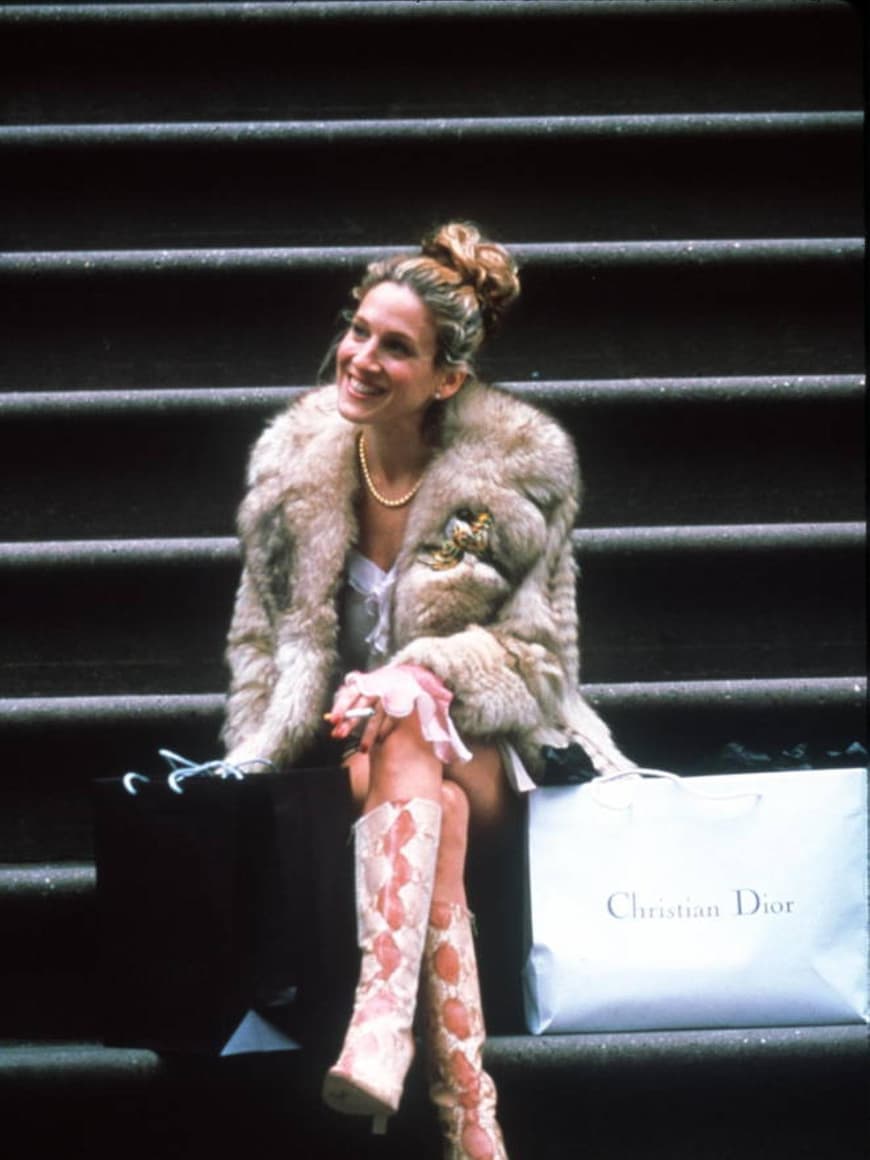 Carrie Bradshaw Style Die schönsten Looks der Modeikone