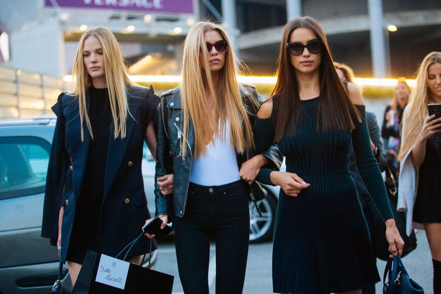 glatte haare das machen frauen jeden