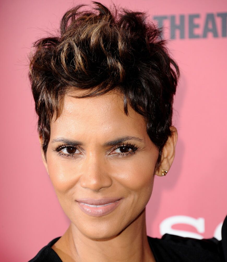 Pixie Cut Für Frauen Ab 40